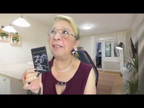 ARIES!  Está con alguien! pero sufre una soledad sin amor en su alma!