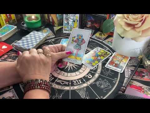 CAPRICORNIO♑️ Gran cambio! JAMÁS PODRÍAS IMAGINARTE COMO SE SIENTE! COMO EXTRAÑA ESE PASADO!