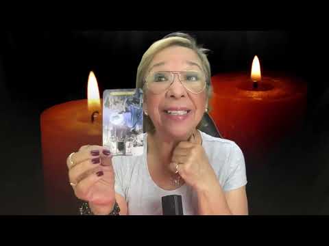 PISCIS!  Te Dice Que Romperá Con Todo Para Estar a Tu Lado!  y ESTA SERÍA TU POSIBLE RESPUEST